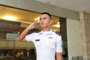 Kebanggaan Paskibraka Kalimantan Timur Mengibarkan Bendera Pusaka Pertama di Ibu Kota Nusantara