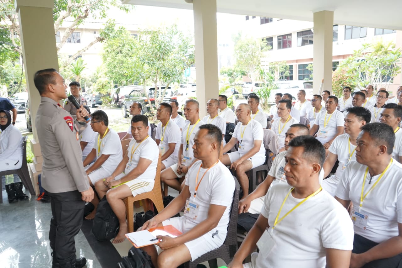 Beri Semangat dan Motivasi, Wakapolda Kaltim Tinjau Langsung Seleksi Pendidikan Alih Golongan