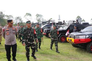 Kapolda Kaltim Cek Kesiapan Personel dalam Apel Pengamanan VVIP di IKN