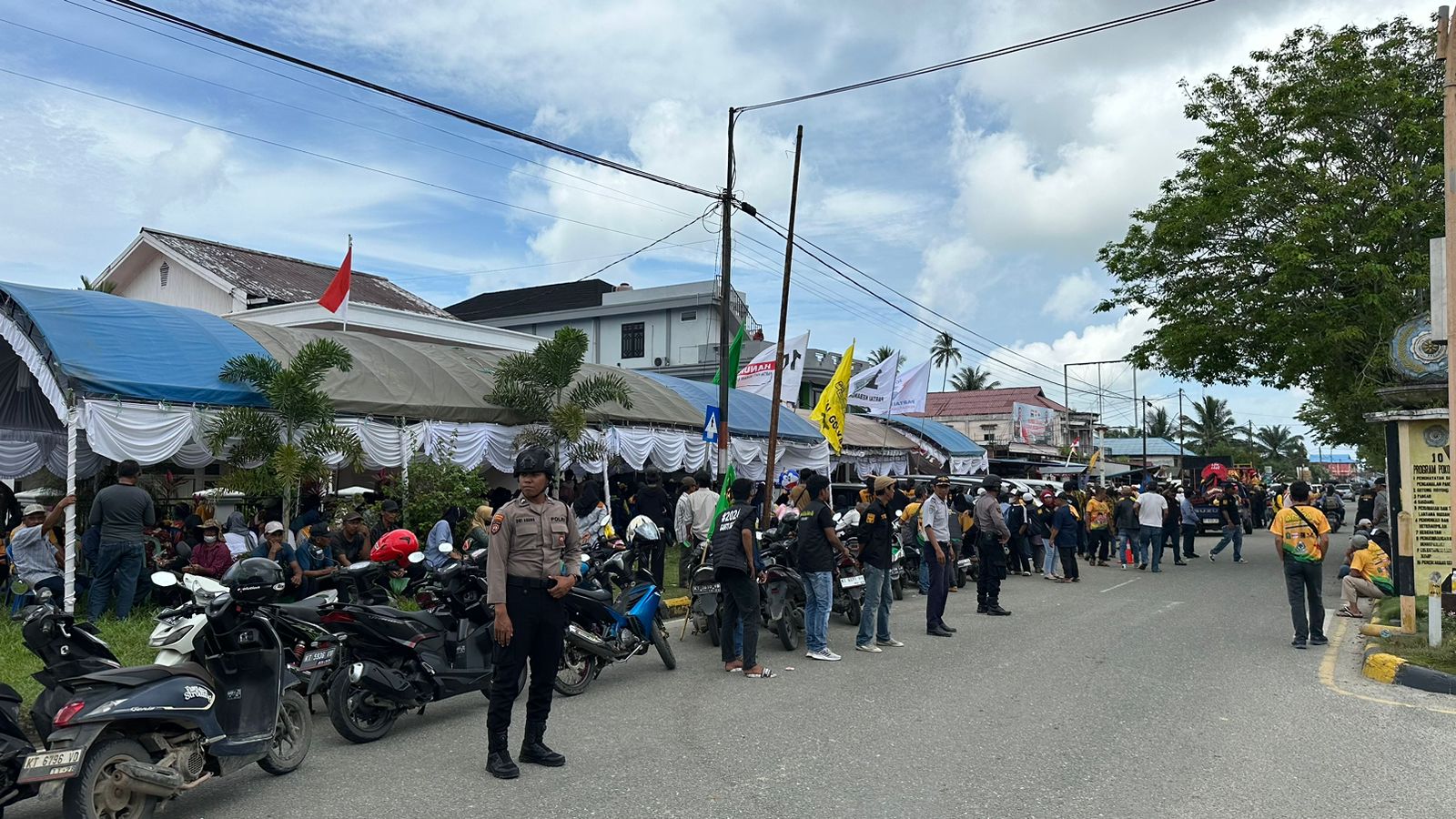 Hari Ketiga, Polres Penajam Paser Utara Amankan Pendaftaran Calon Bupati dan Wakil Bupati dengan Sukses