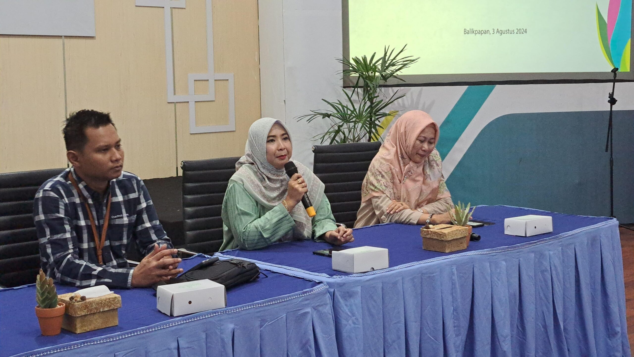 PLN UIP KLT Bantu 50 UMKM Balikpapan Dapatkan Sertifikat Halal melalui Program TJSL