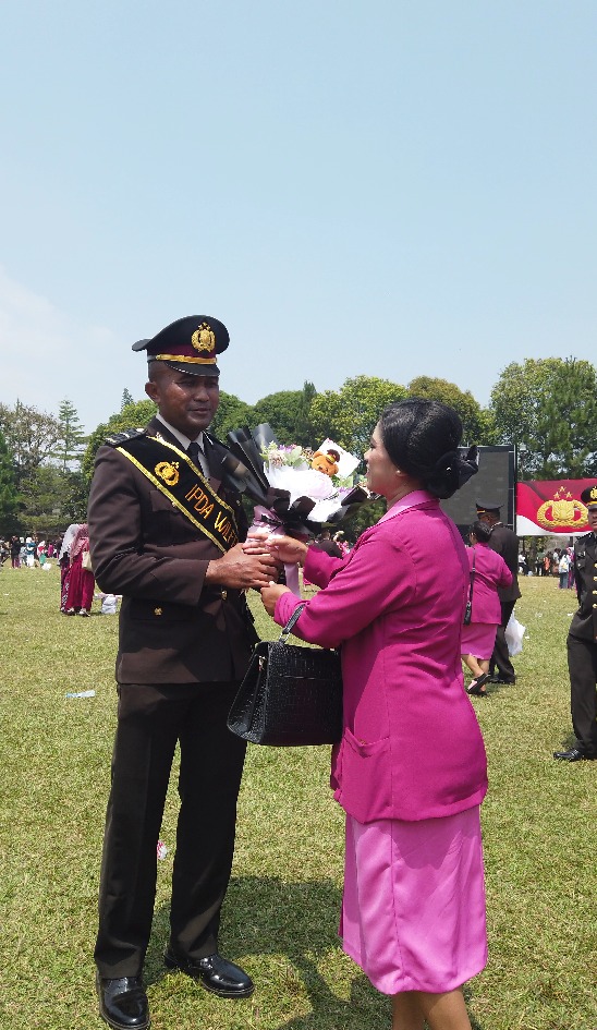 Selesaikan Pendidikan Perwira Polri, Ipda Wilfridus Baga: Terima Kasih Kapolri, Saya Berjanji Jadi Polisi yang Solutif Bagi Masyarakat