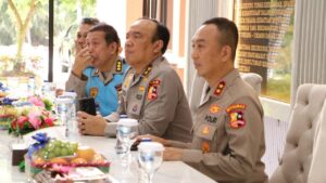 Wakapolda Kaltim Terima Kunjungan Kerja Pejabat Mabes Polri dengan Hangat