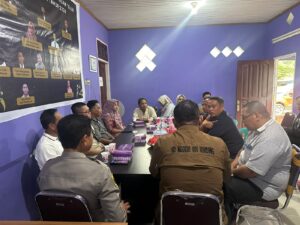 Polsek Teluk Bayur Hadiri Rapat