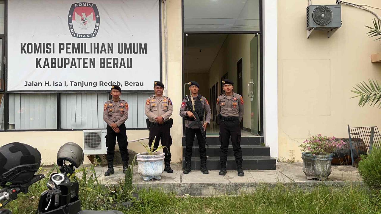 Jaga Keamanan Kantor KPU dan Bawaslu