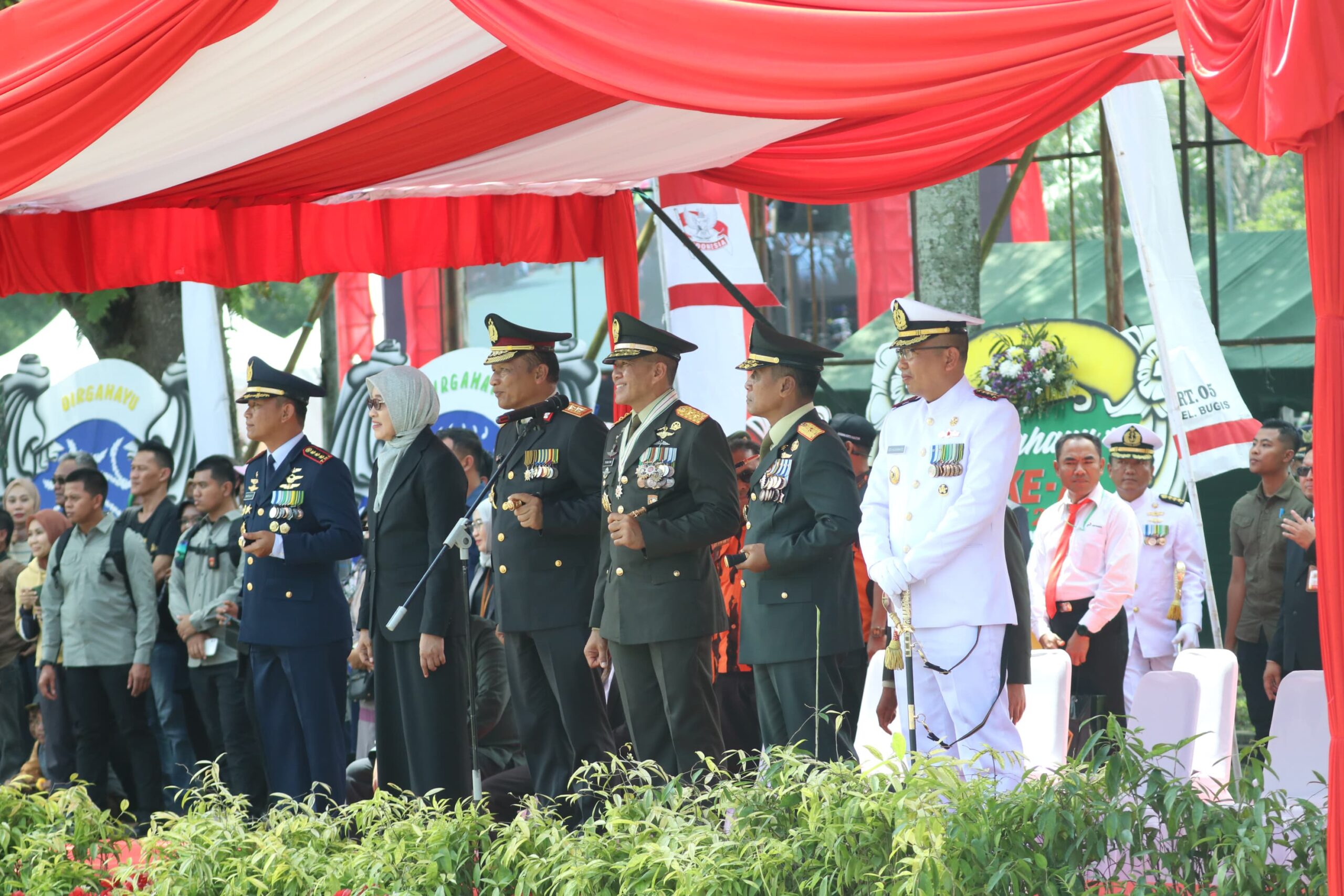 Kapolda Kaltim Hadiri Peringatan HUT TNI